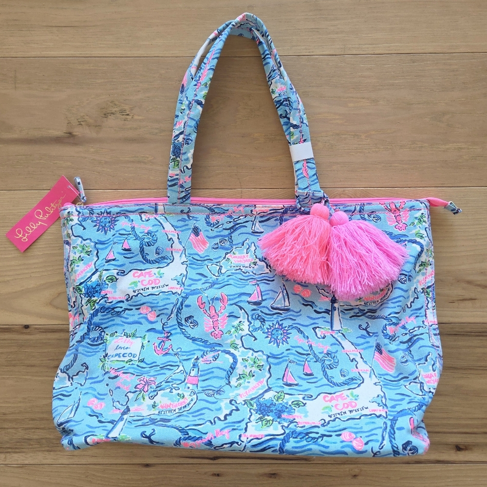 NWT Lilly Pulitzer Palm Beach Zip Tote Bali Blue "Lilly Loves Cape Cod"